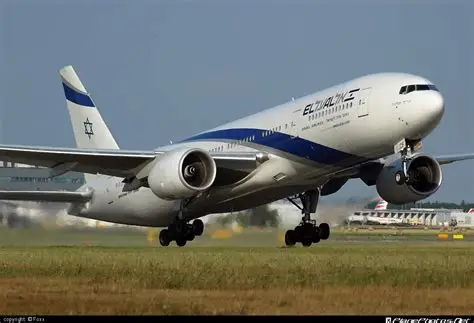 Boeing 777 in problemen: 'Geen brandstof voor go-around'
