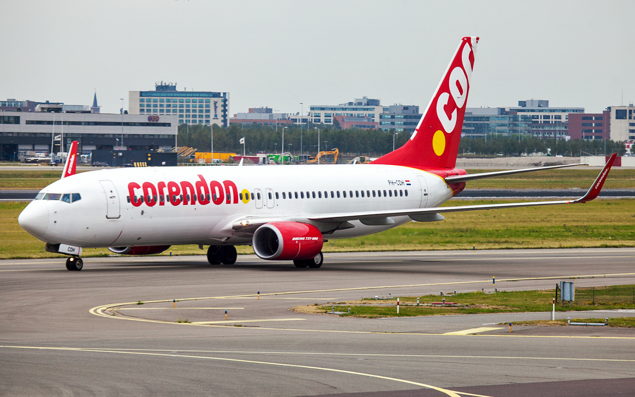 Corendon Boeing 737 MAX geland op Curaçao voor luchtbrug naar WK voetbal